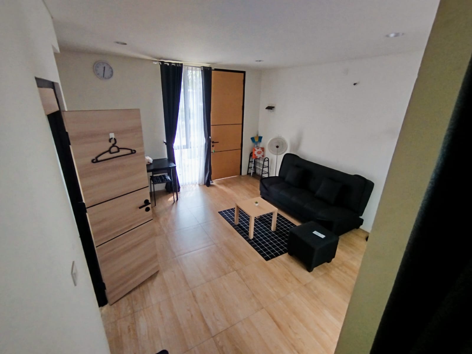Rumah Disewakan Dicluster Uptown Lippo Cikarang